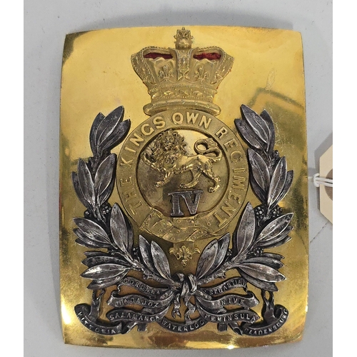 53 - A fine Officer's 1848-55 rectangular gilt and silver Shoulder Belt Plate of the 4th (The King's Own)... 