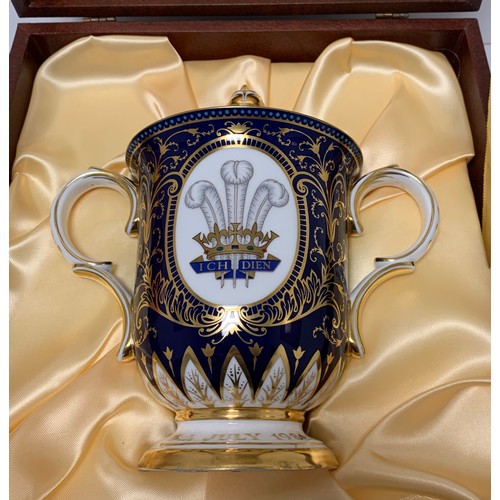 31 - A BOXED LIMITED EDITION ROYAL CROWN DERBY COVERED TWIN HANDLED VASE/LOVING CUP, to celebrate 'The Ma... 