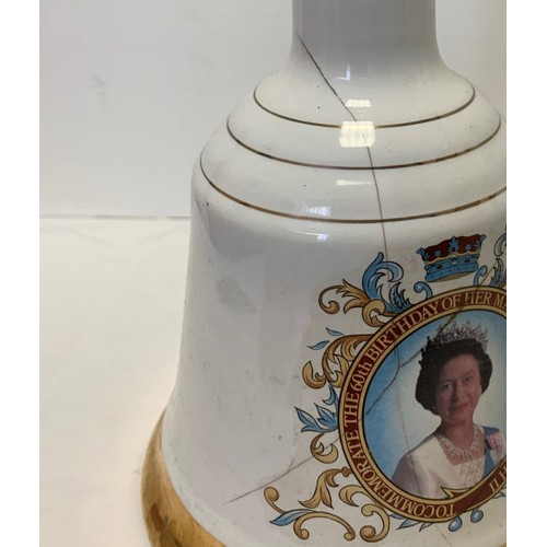 72 - Three Commemorative Bells Whisky Decanters (3)
Charles and Diana's Wedding
The Birth of Prince Willi... 