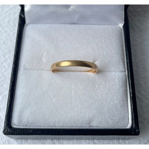 65 - Four Gold Rings, 2 x 9ct (3g), 1 x 18ct (1g) and 1 18ct and plat (3g)