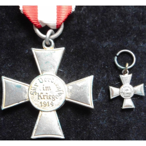 67 - Hamburg. War Cross of Merit 1914. With miniature.