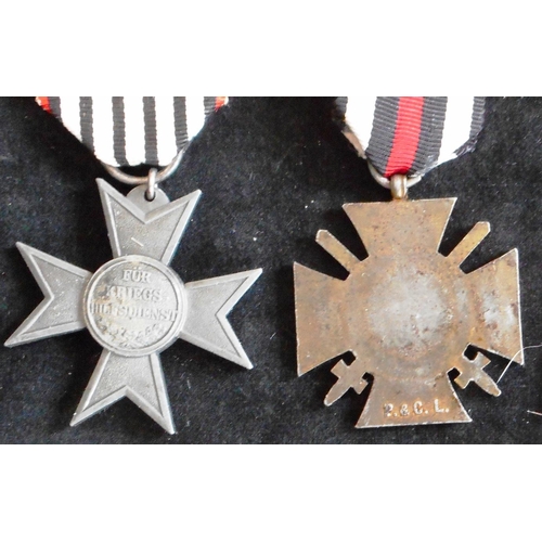 77 - (2) WW I Prussian Cross of Merit for War Aid 1916.; Cross of honour with swords (Combattants) 1914-1... 