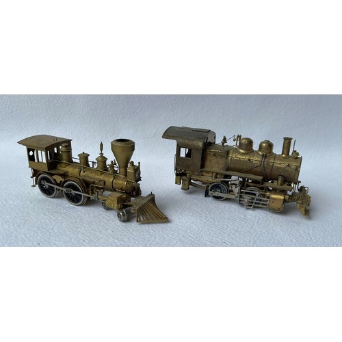 119 - A Group of N gauge American Brass Locomotives & Tenders with a carriage by Hallmark Models ((6)