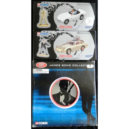 25 - Corgi Classics. (2) James Bond Collection 007. 04201 Aston Martin DB5 with Oddjob figure.; 65101Toyo... 