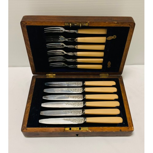 17 - A Collection of Silver Plate 
including 2 oak cased sets of fish knives and forks for six setting, t... 