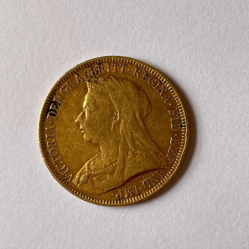 146 - 1893 Sovereign