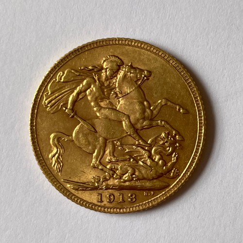 159 - 1913 Sovereign