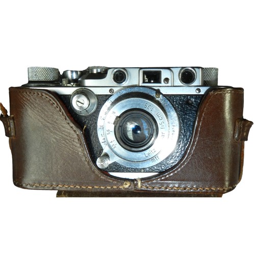 1 - Leica camera with Leitz f5 1:3.5 lens. SN. 337294 (1939) In case.