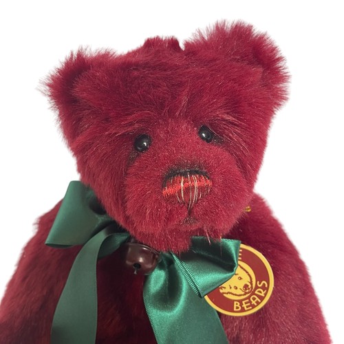 140 - Charlie Bear Cranberry CB604775