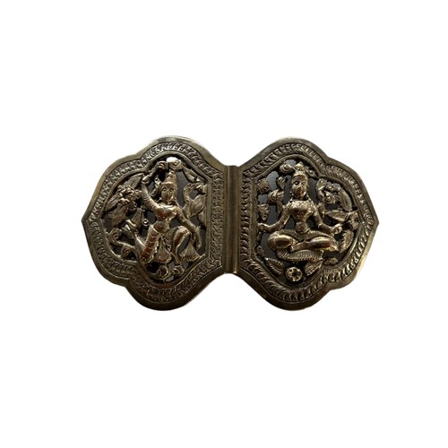 142 - A Collection of White Metal Items (5)
inc an Indian Style Belt Buckle (55.8g), a similar Buckle in a... 