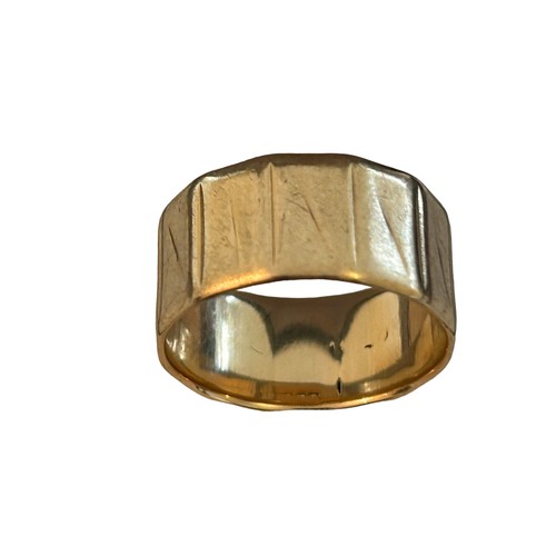 100 - 9ct Gold Ring / Band 
Hallmark rubbed, tests as 9ct gold
5.5g