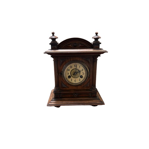 130 - Mantel  Clock