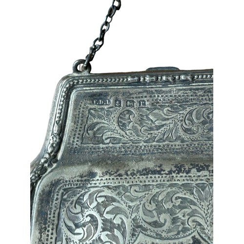 155 - Hallmarked Silver Purse by F D Long, Birmingham 1916, 103.7g 11x10cm