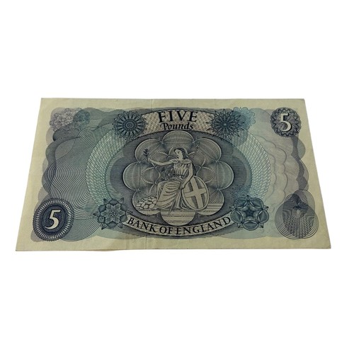 183 - £5. Page. 1971. B324. --E. EF & £1 x3. 1978 B337. A--, A--, H--. NEF