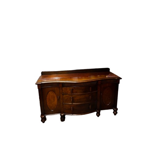 137 - Large Mahogany Sideboard - 180x96x58cm