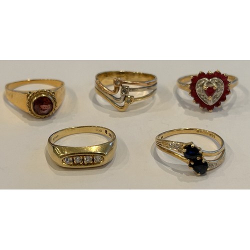 208 - Five 14ct Gold Rings (5) 15.0g gross