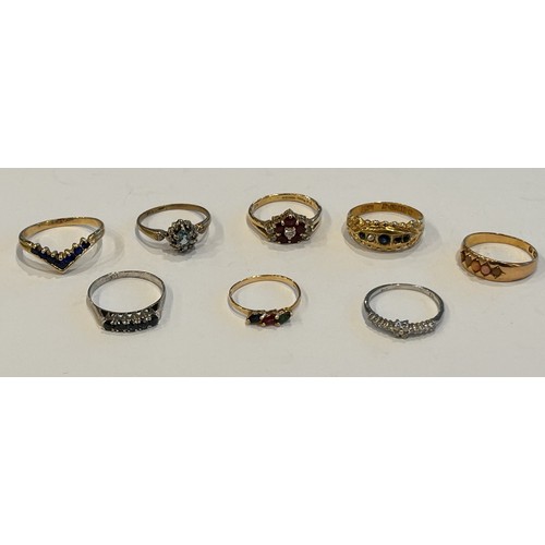 209 - Eight 14ct Gold Rings (8) 15.0g gross