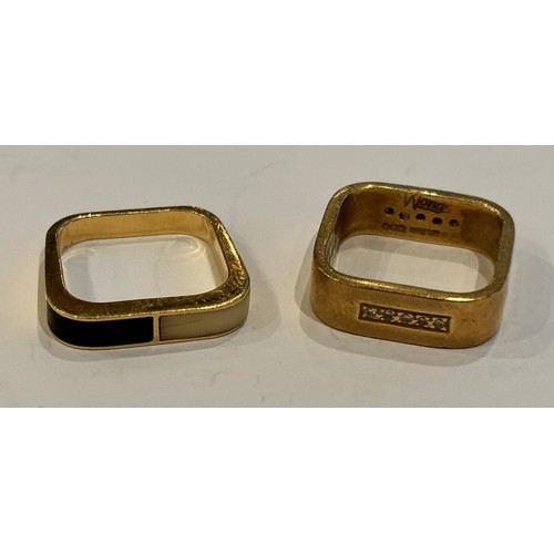 134 - Two 18ct Gold Rings (2) Square design 11.6g gross