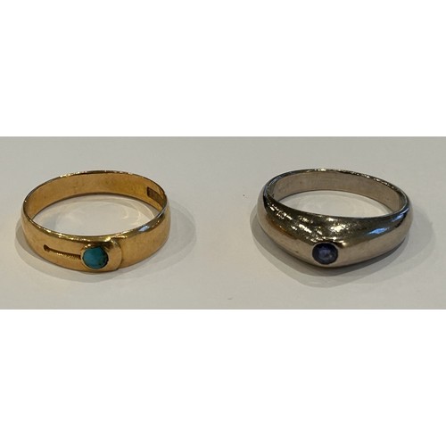 200 - Two 18ct Gold Rings (2) 9.6g gross