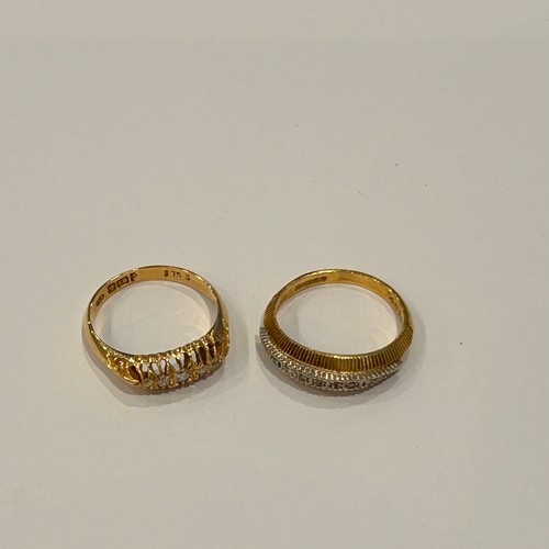 210 - Two 18ct Gold Diamond Chip Set Rings (2) 7.1g (3.7g & 3.4g) gross, approx size O & N