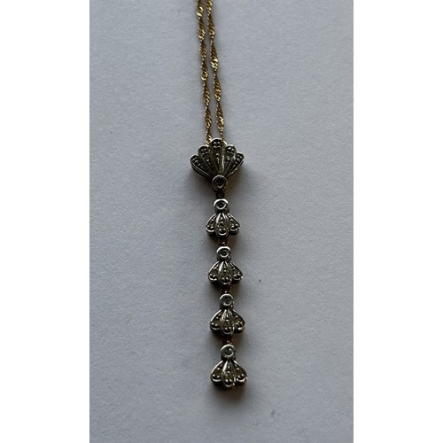 130 - 9ct Gold Necklace with Pendant (2.7g)