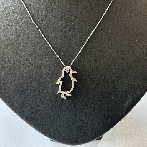 131 - 9ct Gold Necklace with Penguin Pendant (2.7g)