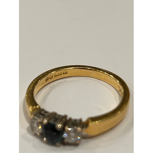 270 - 18ct gold set diamond & Sapphire ring, approx size L 3.4g gross