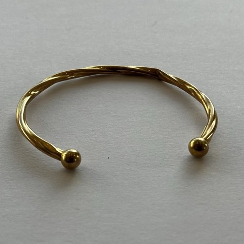 118 - A 9ct Gold Bangle 3.4g AF