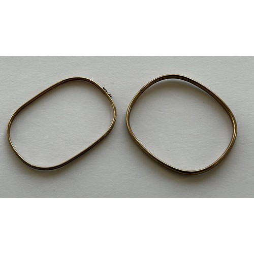 67 - Two 9ct Gold Bangles (2) 8.2g