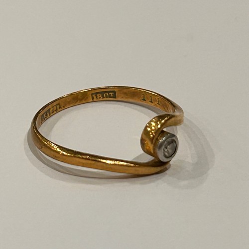 263 - 18ct Gold Diamond Ring, 1.8g gross