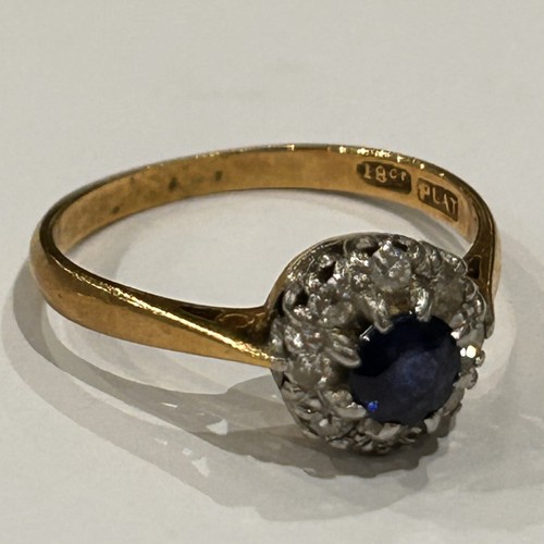 242 - 18ct Diamond & Sapphire set Ring, 2.8g gross
approx size N