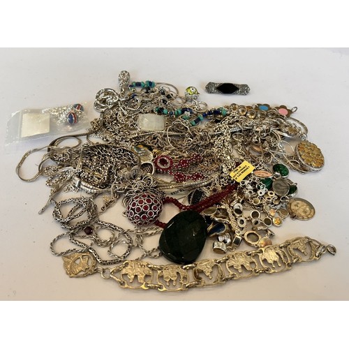 55 - A Collection of Silver Jewellery inc Necklaces, Brooches, Pendants & Others, 692g gross