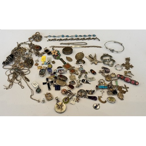 70 - A Collection of Silver Jewellery inc Necklaces, Brooches, Pendants & Others, 531g gross