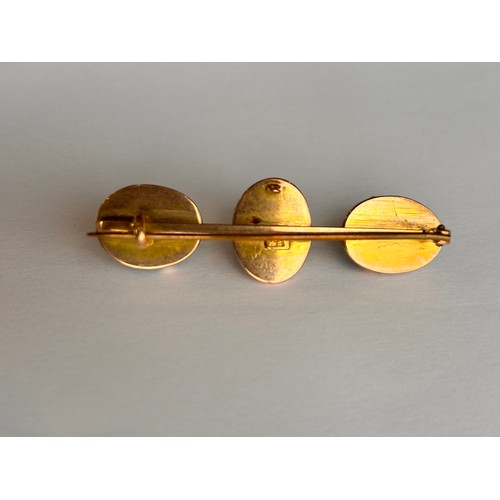 168 - 9ct Gold Scarab Beetle Trio Brooch 5.7g gross