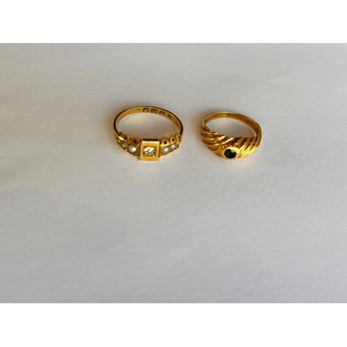 230 - Two 18ct Gold Rings (2) 4.4g gross approx size M & G