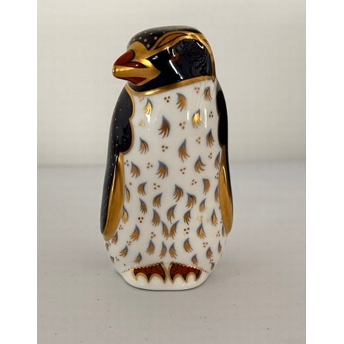 337 - Royal Crown Derby Rockhopper Penguin 10.5cm tall