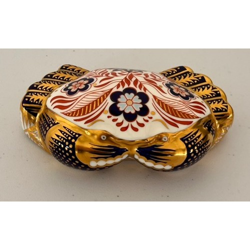 343 - Royal Crown Derby Crab c.3.5cmx12cm