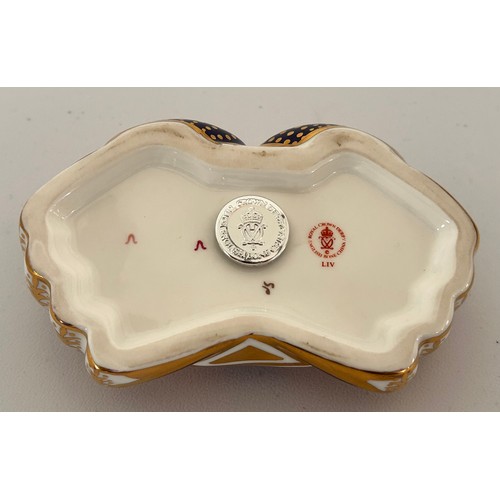 343 - Royal Crown Derby Crab c.3.5cmx12cm