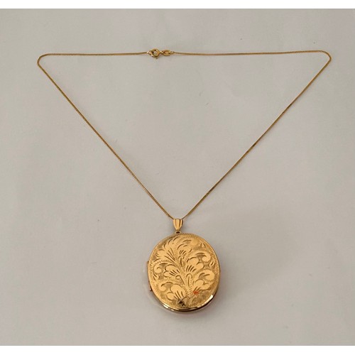 65 - 9ct Gold Chain with 9ct gold locket pendant 10g