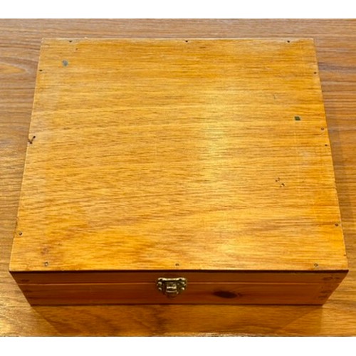 189 - A Large Collection of Costume / Dress Jewellery in a large wooden box