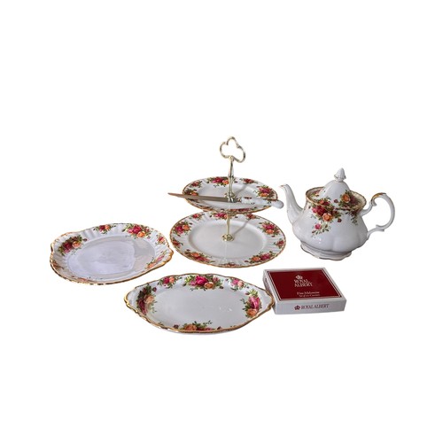 324 - Royal Albert Old Country Roses teaware (47);8 x Large Plates, 8 x Side Plates, 8 x Cups, 8 x Saucers... 