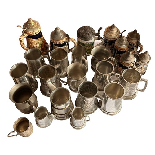 286 - Large Collection of Tankards, 16 x pewter &8 x ceramic