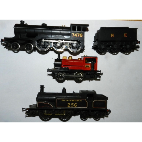 282 - HORNBY. (3) 4-6-0 loco & tender. 7476, black, NER; 0-4-0 loco. 'ROSY', red. Both in boxes. 0-4-4T lo... 