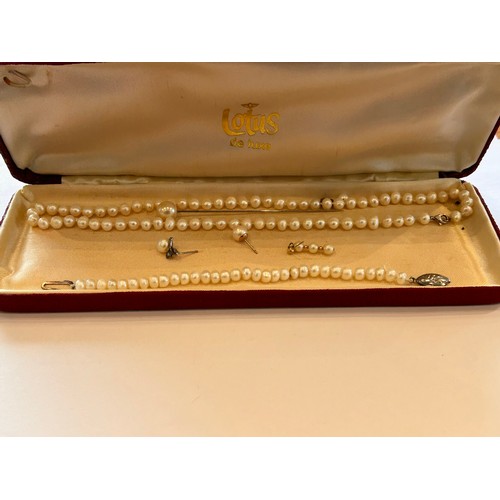 47 - A Silver mounted string of pearls, a silver mounted pearl bracelet & three 9ct gold mounted pearl ea... 