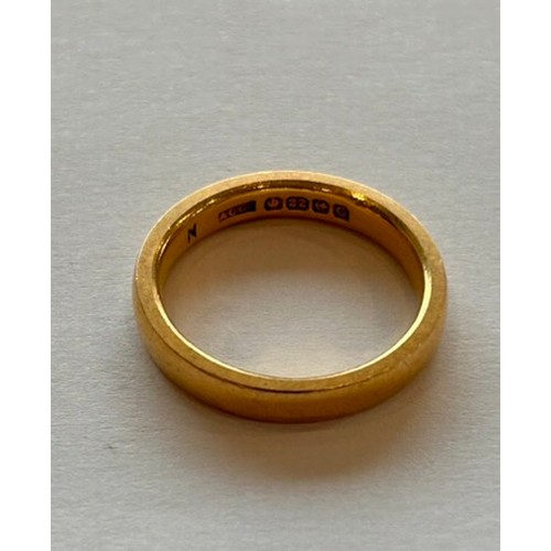 52 - 22ct Gold Wedding Band 5.9g