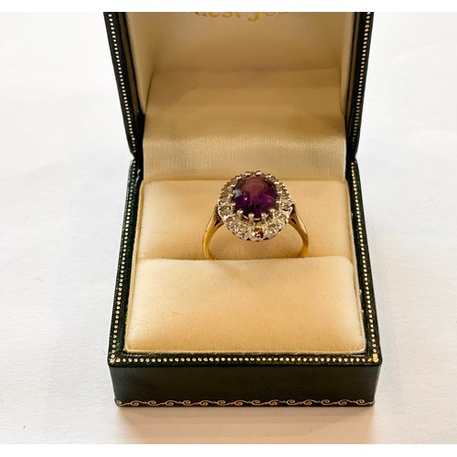 57 - 18ct Gold Amethyst & White Stone Set Ring 5.0g