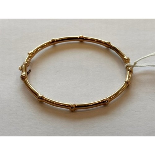 7 - 15ct Gold Bangle 5.6g