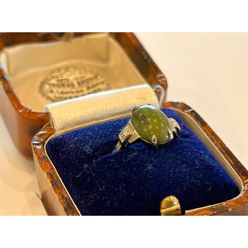 142 - 9ct Gold Stone Set Ring 1.6g