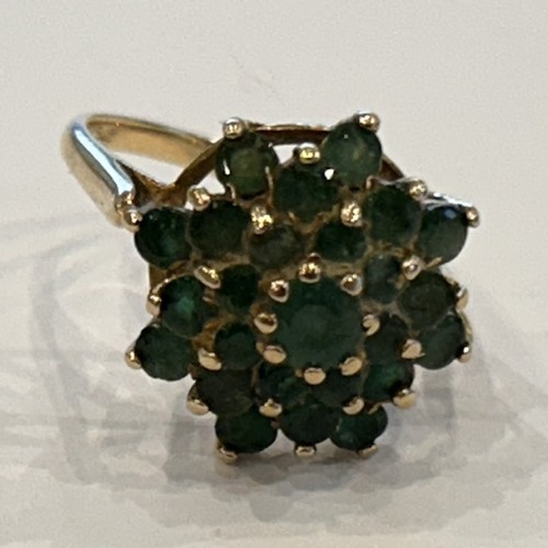 81 - 9ct Gold Set Emerald Chip Cluster Ring (4.1g gross)