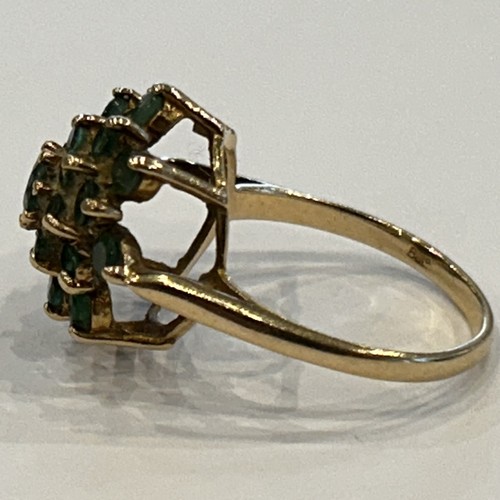 81 - 9ct Gold Set Emerald Chip Cluster Ring (4.1g gross)